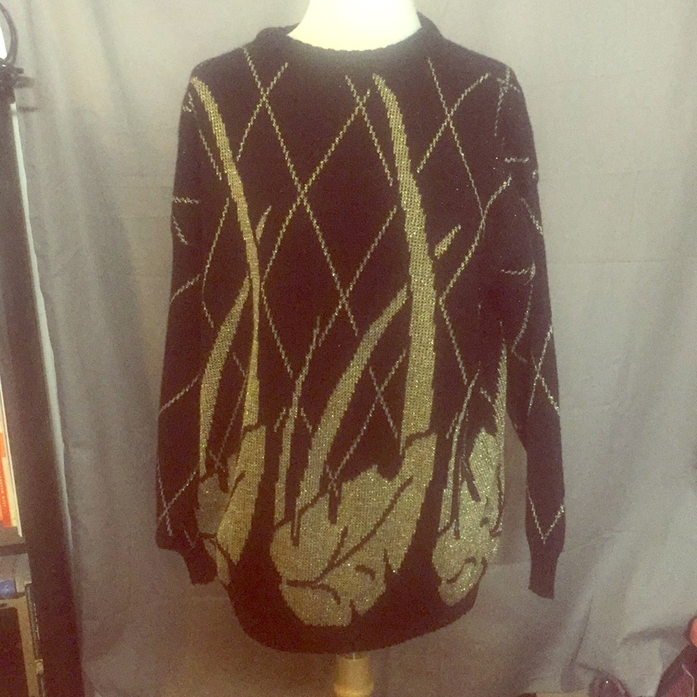 Ellen-D Kollection Black & gold vintage sweater M